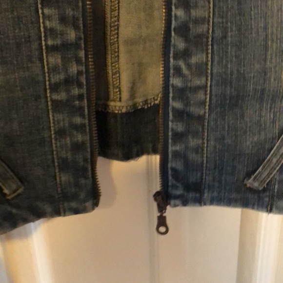 Ladies jean jacket - Picture 6 of 6